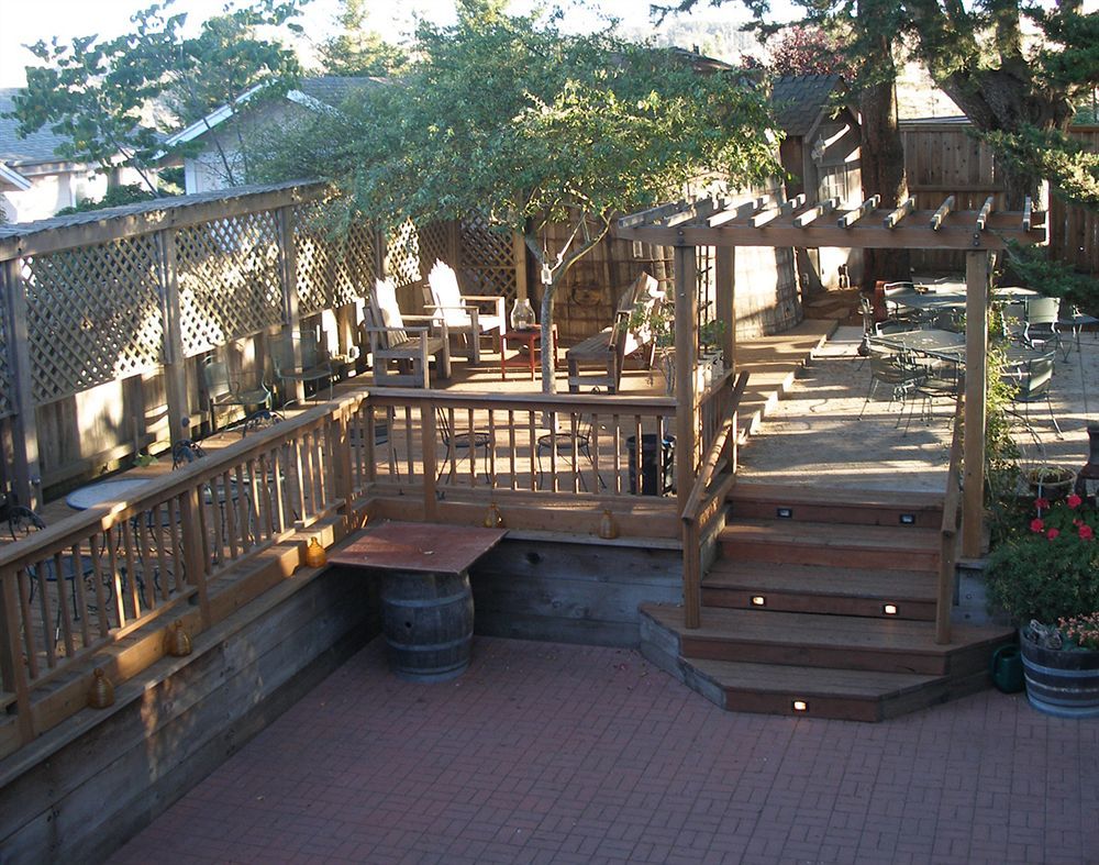 Valley Ford Hotel Exterior foto