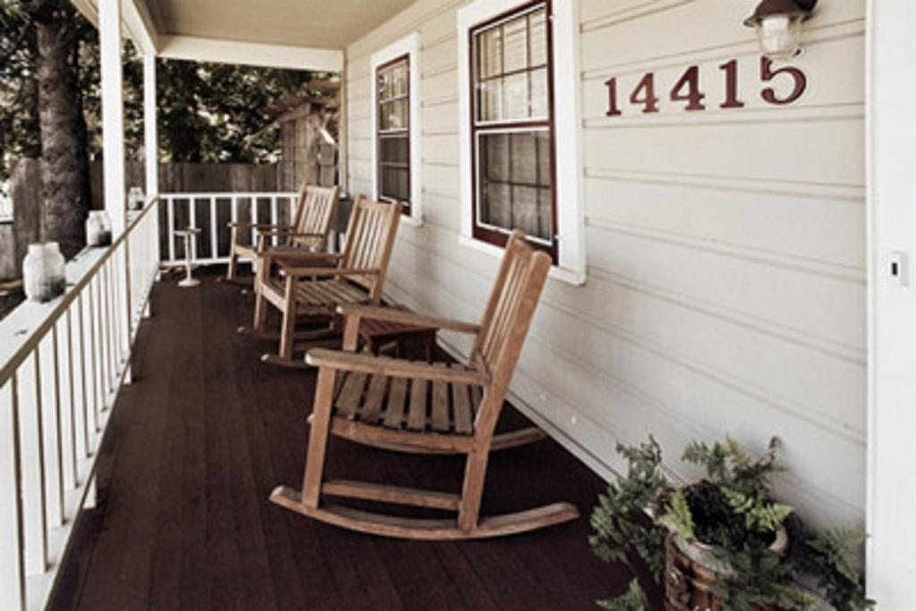 Valley Ford Hotel Exterior foto